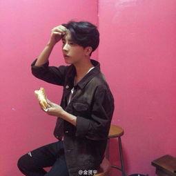 网红吃瓜男帅哥是谁啊图片,他是谁？