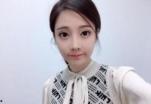 抖音网红小宋佳吃瓜,揭秘娱乐圈幕后真相