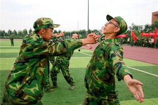 网爆吃瓜潍军训跳舞,潍坊军训生翩翩起舞，军训生活添趣味