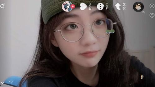 近期网红吃瓜女网红是谁,“瓜王归来！揭秘近期火爆全网吃瓜女网红之谜”